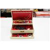 Image 1 : JEWELRY BOX W/ CONTENTS
