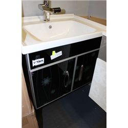BLACK AND WHITE BATHROOM VANITY