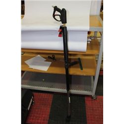 COMMERCIAL GRADE WASHING WAND