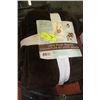 Image 1 : NEW ULTRA PLUSH DBL/QU SIZE BLANKET
