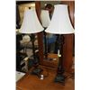 Image 1 : PAIR OF LAMPS