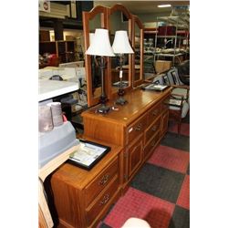 OAK DRESSER/MIRROR  AND NIGHTSTAND