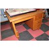 Image 1 : VINTAGE SOLID WOOD DESK