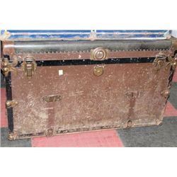 1930`S ESTATE TRUNK