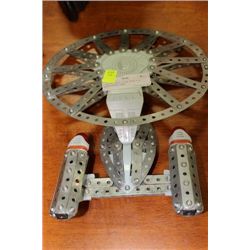 COLLECTIBLE STAR TREK USS ENTERPRISE SHIP