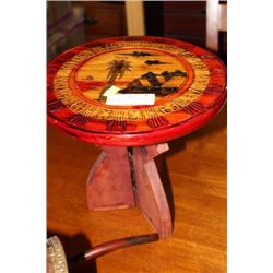 SMALL DECORATIVE WOOD STAND - MADE IN FIJI