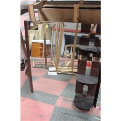 BH9007 VANITY MIRROR W GLASS SHELVES ON CHOICE