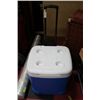 Image 1 : IGLOO ICE CUBE ROLLING COOLER 60QT.