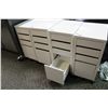 Image 2 : WHITE 3 DRW. ROLLING PARTS CABINET