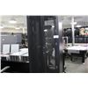 Image 1 : APC RACK MOUNT SERVER CABINET