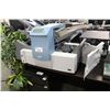 Image 2 : PITNEY BOWES DI425 AUTOMATIC LETTER FOLDING AND ENVELOPE STUFFING MACHINE