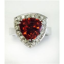 MALAYA GARNET 3.40CT, 18KW/G RING 10.33GRAM / DIAMOND RD 1.00CT APPROX