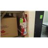 Image 1 : FIRE EXTINGUSHER