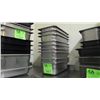 Image 1 : 9 STAINLESS RECTANGULAR CONTAINERS