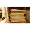 Image 2 : 6 PLASTIC CUTTING BOARDS, ONE WOOD CUTTING BOARD, PLASTIC CONTAINERS, AND GLOVES