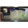 Image 4 : 6 PLASTIC CUTTING BOARDS, ONE WOOD CUTTING BOARD, PLASTIC CONTAINERS, AND GLOVES