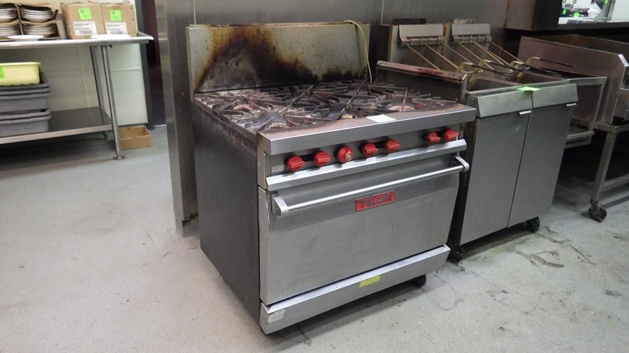 VULCAN 6 BURNER STAINLESS STEEL GAS RANGE WITH GAS OVEN APPROX 36" X 30"