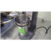 Image 3 : HAMILTON BEACH COMMERCIAL MILKSHAKE MACINE WITH TWO STAINLESS CUPS