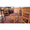 Image 4 : 4 SOLID WOOD CHAIRS WITH CLOTH SEAT