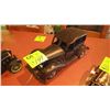 Image 1 : HANDCRAFTED TIN MODEL OF ANTIQUE CAR