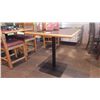 Image 2 : 1 SINGLE PEDESTAL TABLE (TWO PERSON)