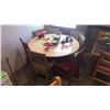 Image 1 : 6 SOLID WOOD CHAIRS (3 GREEN, 3 RED)