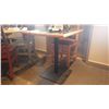 Image 2 : 1 SINGLE PEDESTAL TABLE (TWO PERSON)