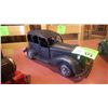 Image 3 : HANDCRAFTED TIN MODEL OF ANTIQUE CAR