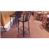 Image 3 : 5 - 30" HEIGHT BAR CHAIRS