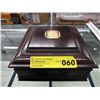 Image 1 : Solid cherrywood humidor box