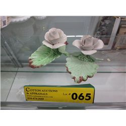 Pair of Italian Capodimonte miniature flowers