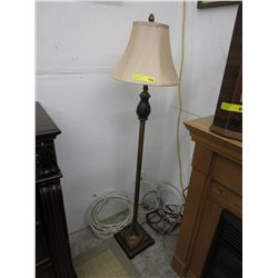 Carved wood floor lamp w/ shade
