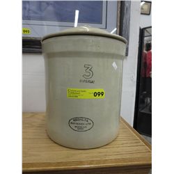 Medalta "3 Imperial" crock w/ lid - stamped