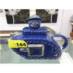 Glazed ceramic tank teapot