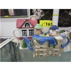 2 Ceramic teapots