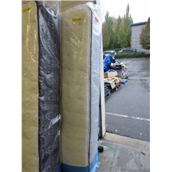 NEW-King size Kingsdown mattress