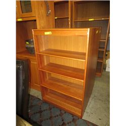 Wood bookshelf  - four shelf