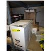 Image 1 : Gojo & other hand cleaners, 5 units
