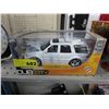 Image 1 : Scale model Lincoln Navigator car
