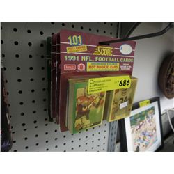 Four pkgs of Score 1991 football & baseball cards