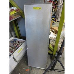 Metal travel case