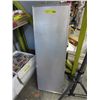 Image 1 : Metal travel case