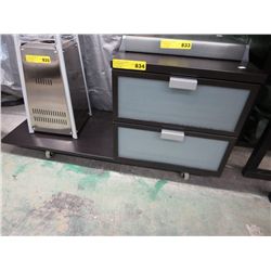 Rolling 2 drawer shelf