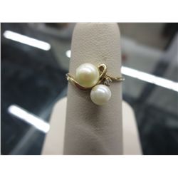 10KT yellow gold pearl & diamond ring