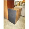Image 1 : 2 Floor speakers