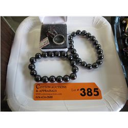 2 rings with crystal stones & 2 magnetic bracelets