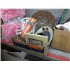 Image 1 : Box of household items