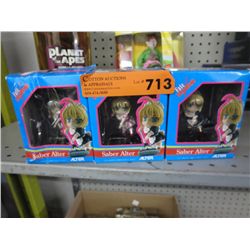 3 Saber Alter figurines