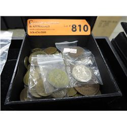 Collection of coins & tokens - assorted