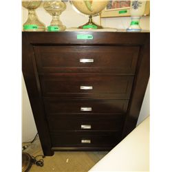 NEW - 5 Drawer dresser
